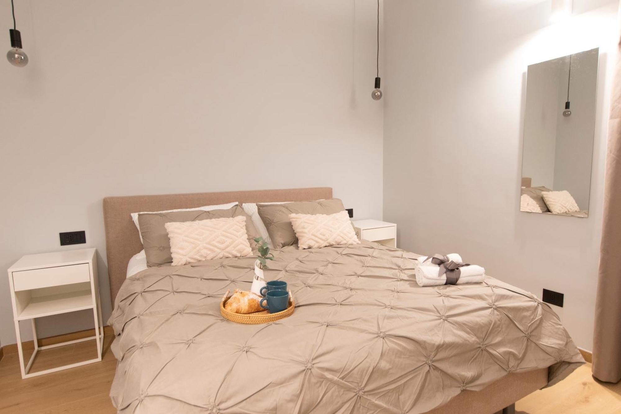 דירות מילאנו Ihost Luxury -Private Parking- Plana 4 מראה חיצוני תמונה